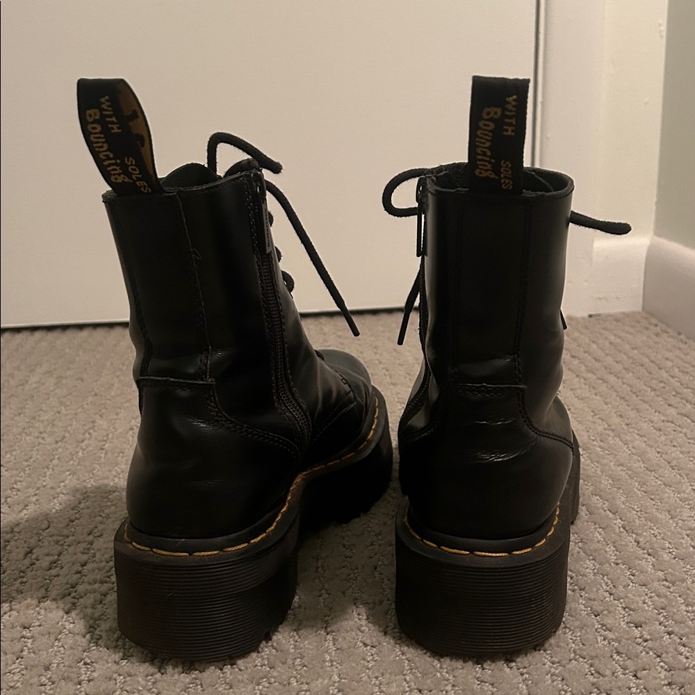 "Dr. Martens Jadon Boot Smooth Leather Platforms." - Picture 4 of 6